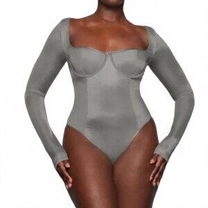 NWT Skims Glissenette Long Sleeve Bodysuit Underwire Bustier Thunder Women's M